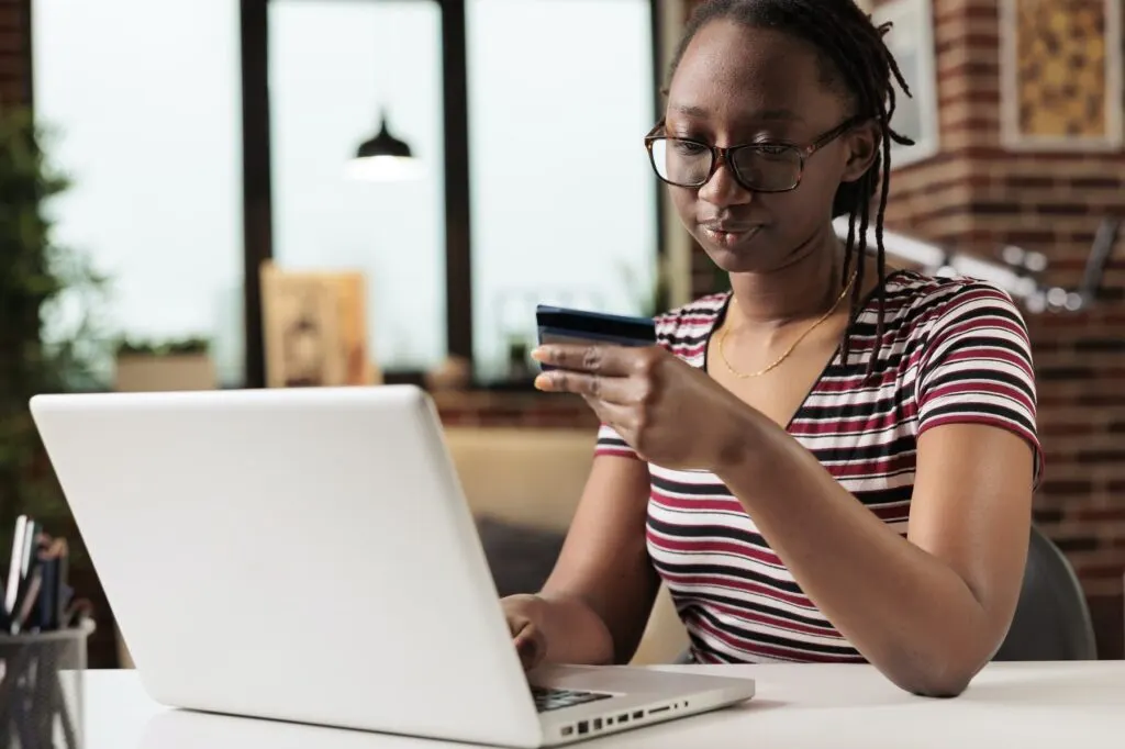 Guide pour créer une boutique en ligne : conseils et astuces pour lancer votre e-commerce